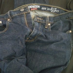 Levis GREAT CONDITION! 34 x 32
